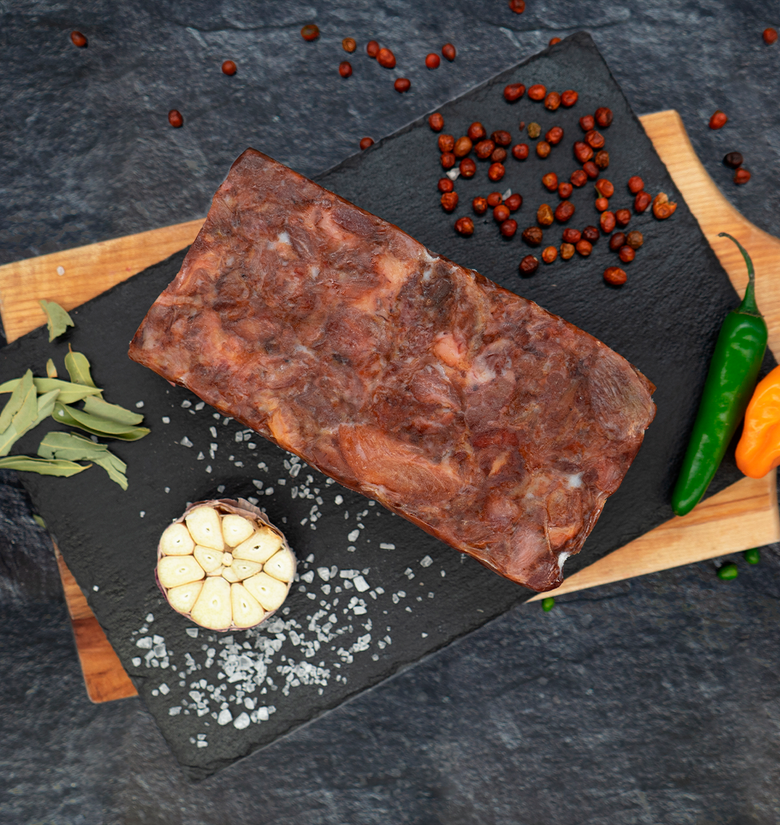 Chicharrón de cerdo prensado